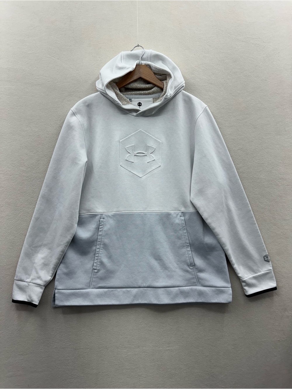 Under Armour Men’s XL Celliant Cotton Fleece Hoodie White Grey